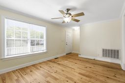 1124 5th Avenue photo 4