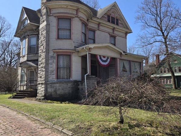 714 W Washington Street, South Bend, IN 46601