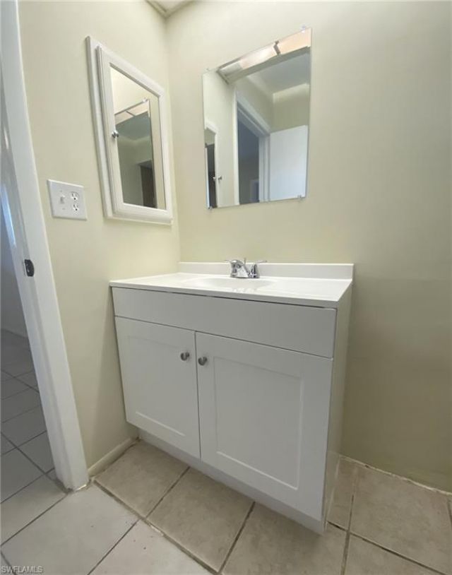 621 SW 3rd St , Cape Coral, FL 33991 Photo