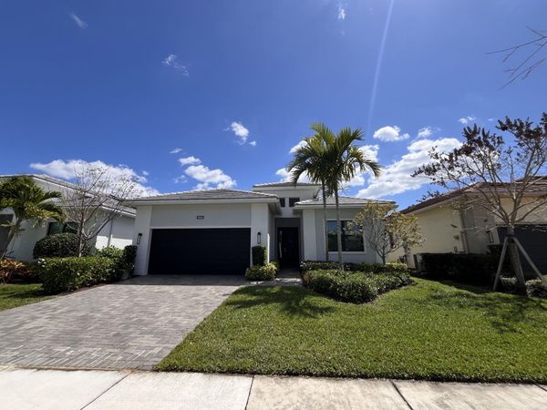 5663 Saint Armands Way, The Acreage, FL 33470