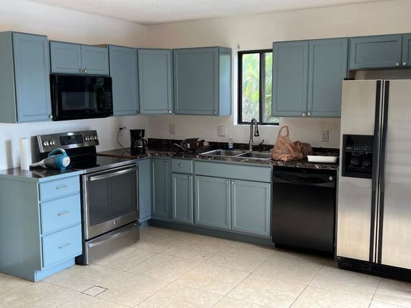 6003 Waterview Circle, Palm Springs, FL 33461