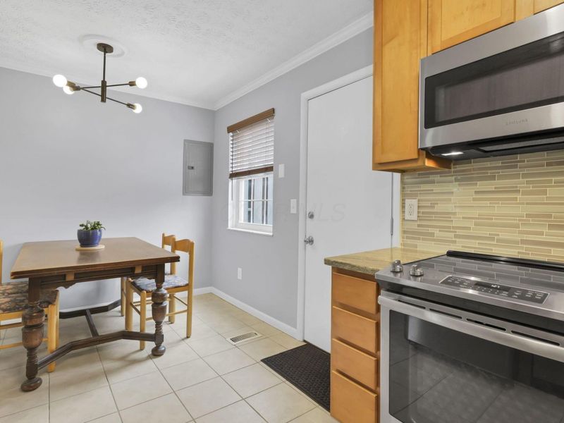 3052 Dorris Avenue, Columbus, OH 43202 Photo 8