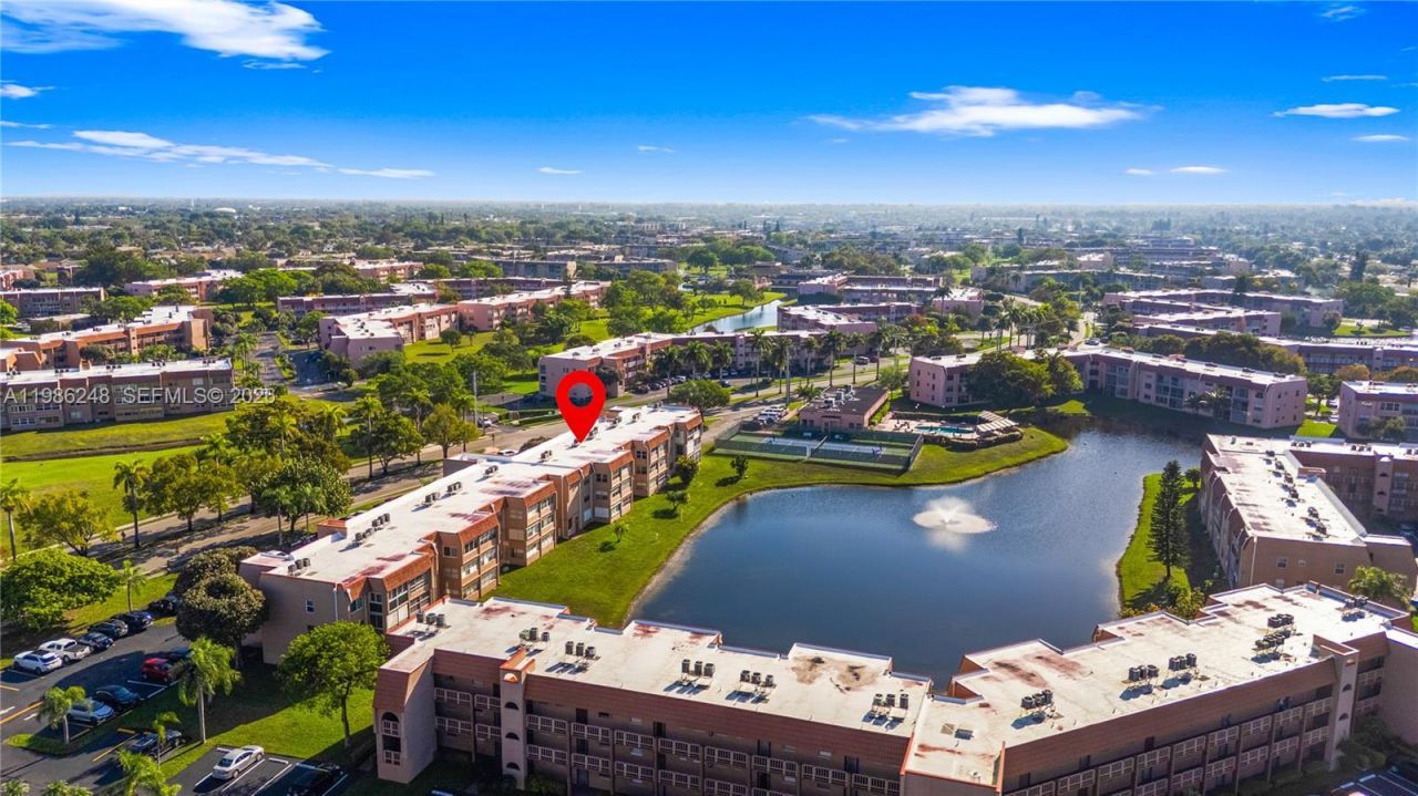 9540 Sunrise Lakes Blvd , Unit 103, Sunrise, FL 33322 Photo