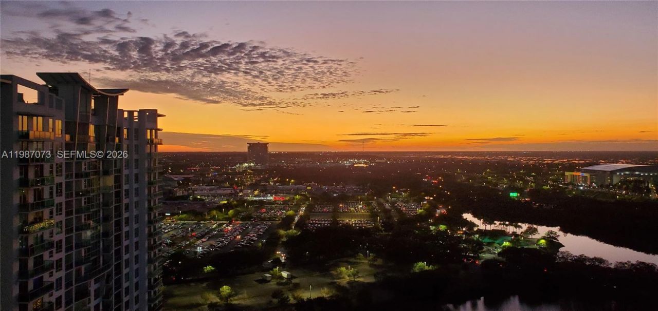 2641 N Flamingo Rd, Unit 2607N, Sunrise, FL 33323 Photo