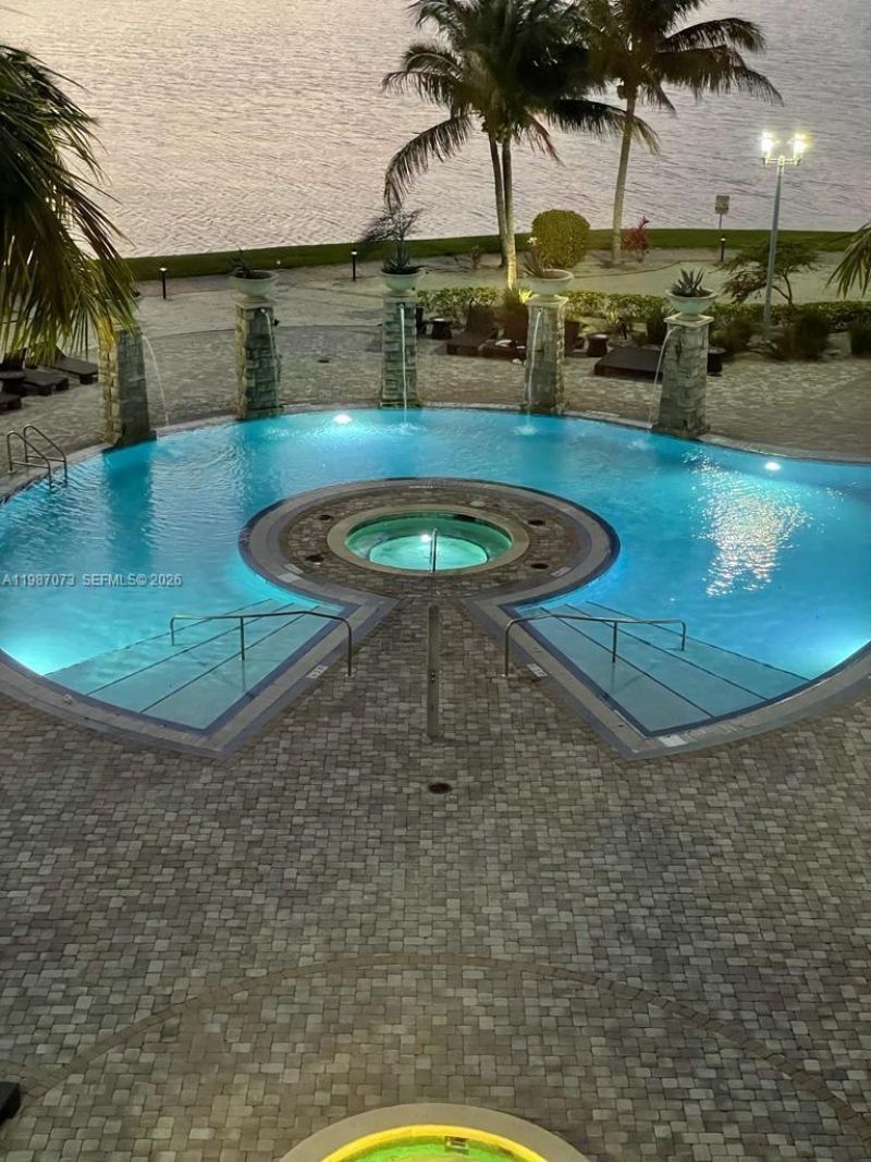 2641 N Flamingo Rd, Unit 2607N, Sunrise, FL 33323 Photo