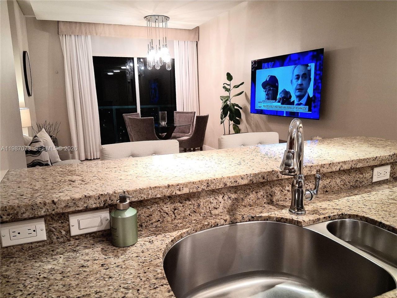 2641 N Flamingo Rd, Unit 2607N, Sunrise, FL 33323 Photo