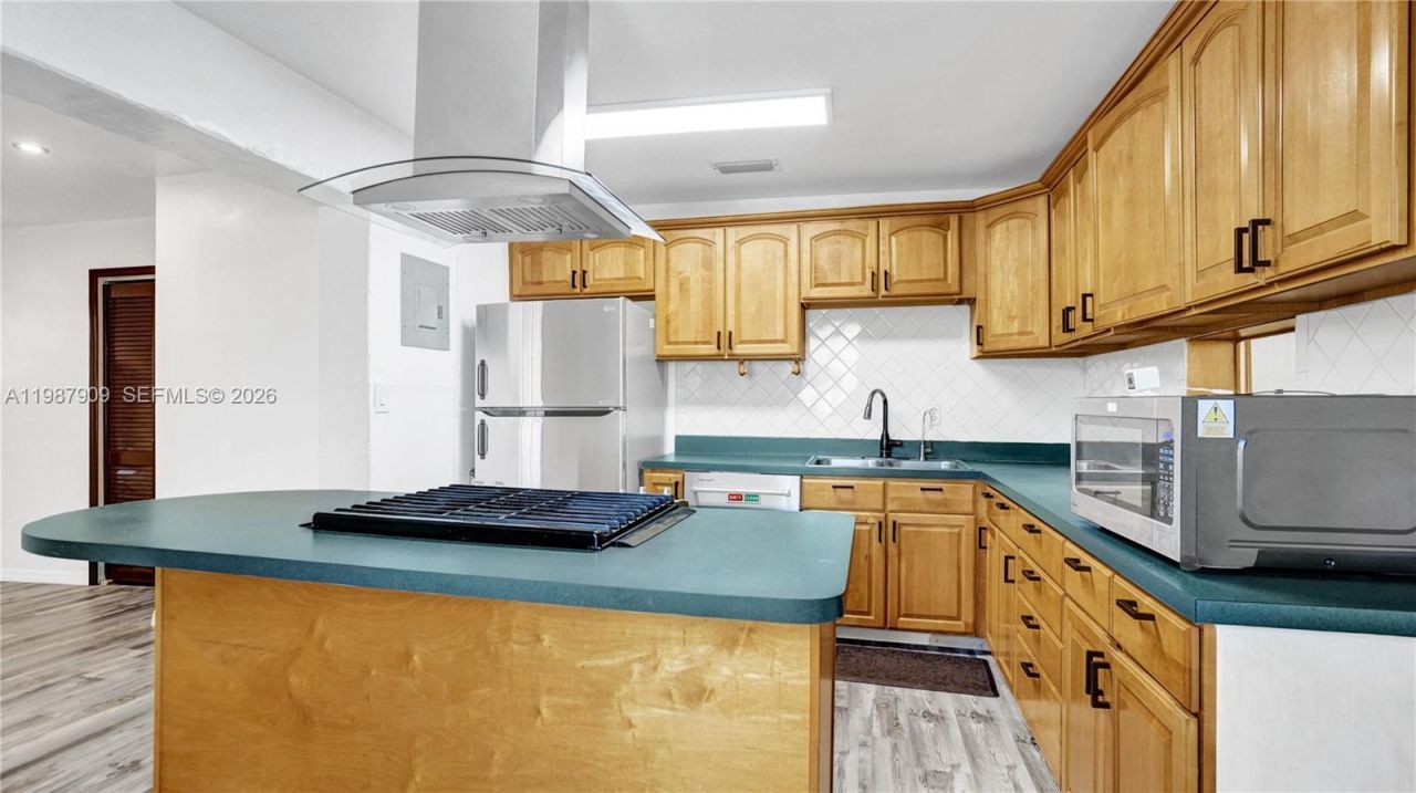 1007 N 31st Rd, Hollywood, FL 33021 Photo