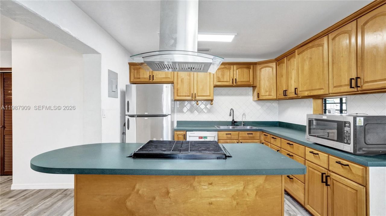 1007 N 31st Rd, Hollywood, FL 33021 Photo