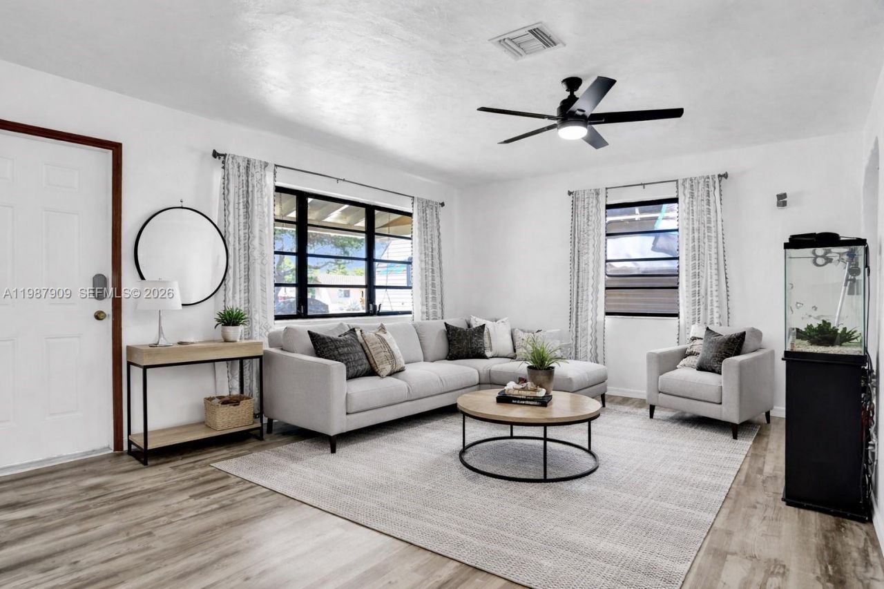 1007 N 31st Rd , Hollywood, FL 33021 Photo