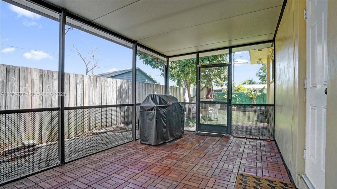 1007 N 31st Rd, Hollywood, FL 33021 Photo