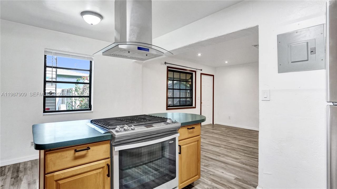 1007 N 31st Rd, Hollywood, FL 33021 Photo