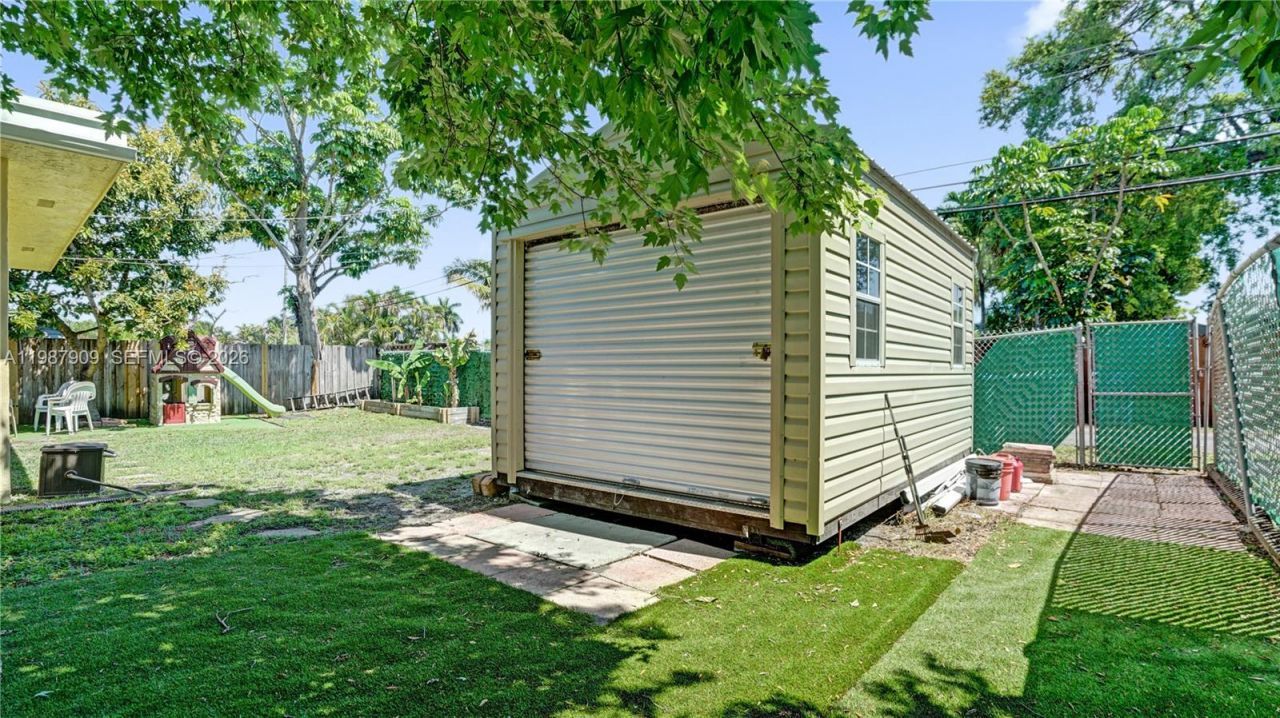 1007 N 31st Rd , Hollywood, FL 33021 Photo