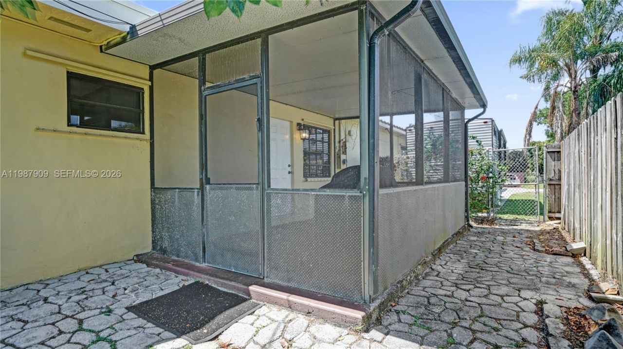 1007 N 31st Rd, Hollywood, FL 33021 Photo