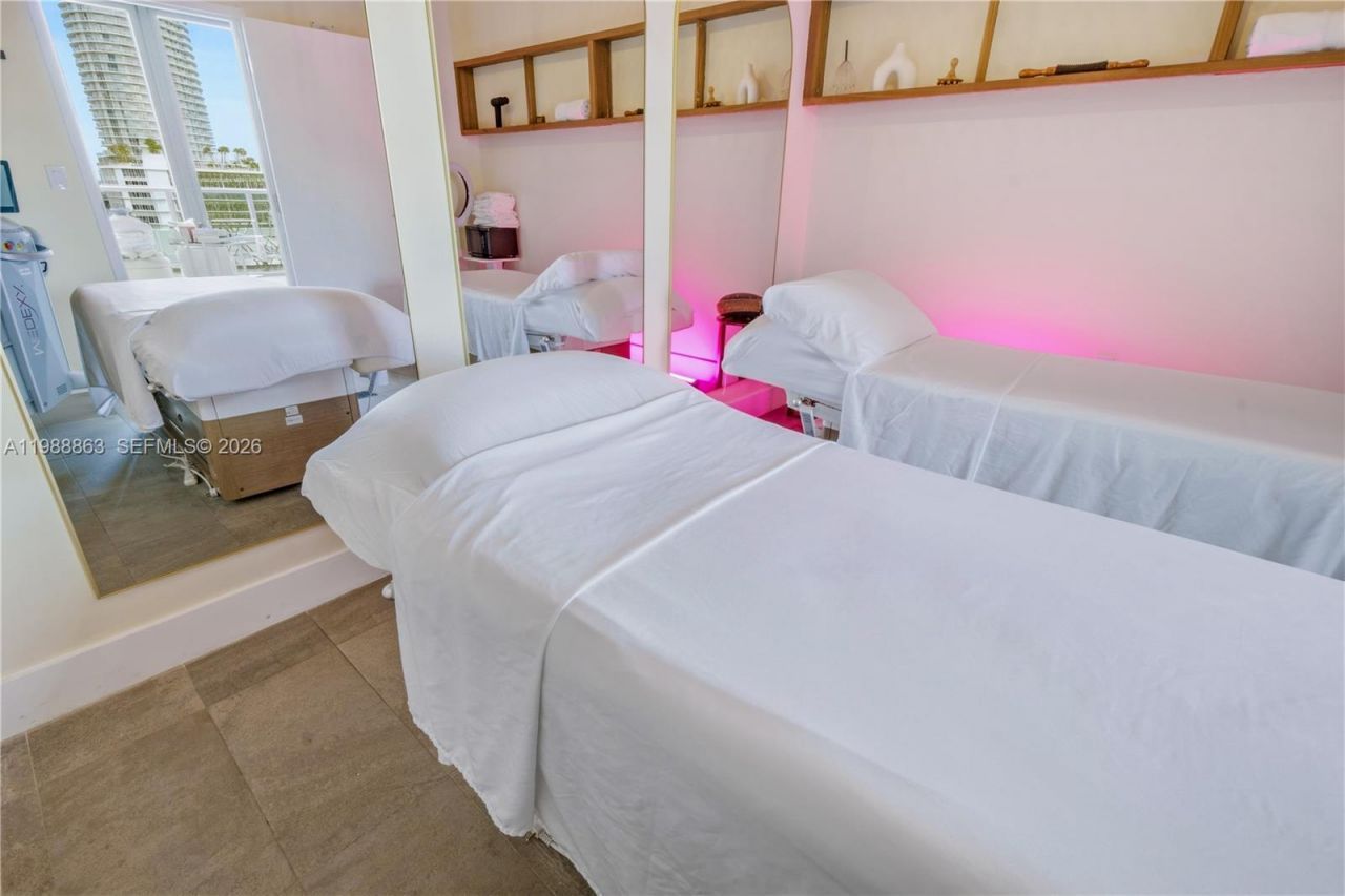 239 SW 9th St , Unit 802, Miami, FL 33130 Photo