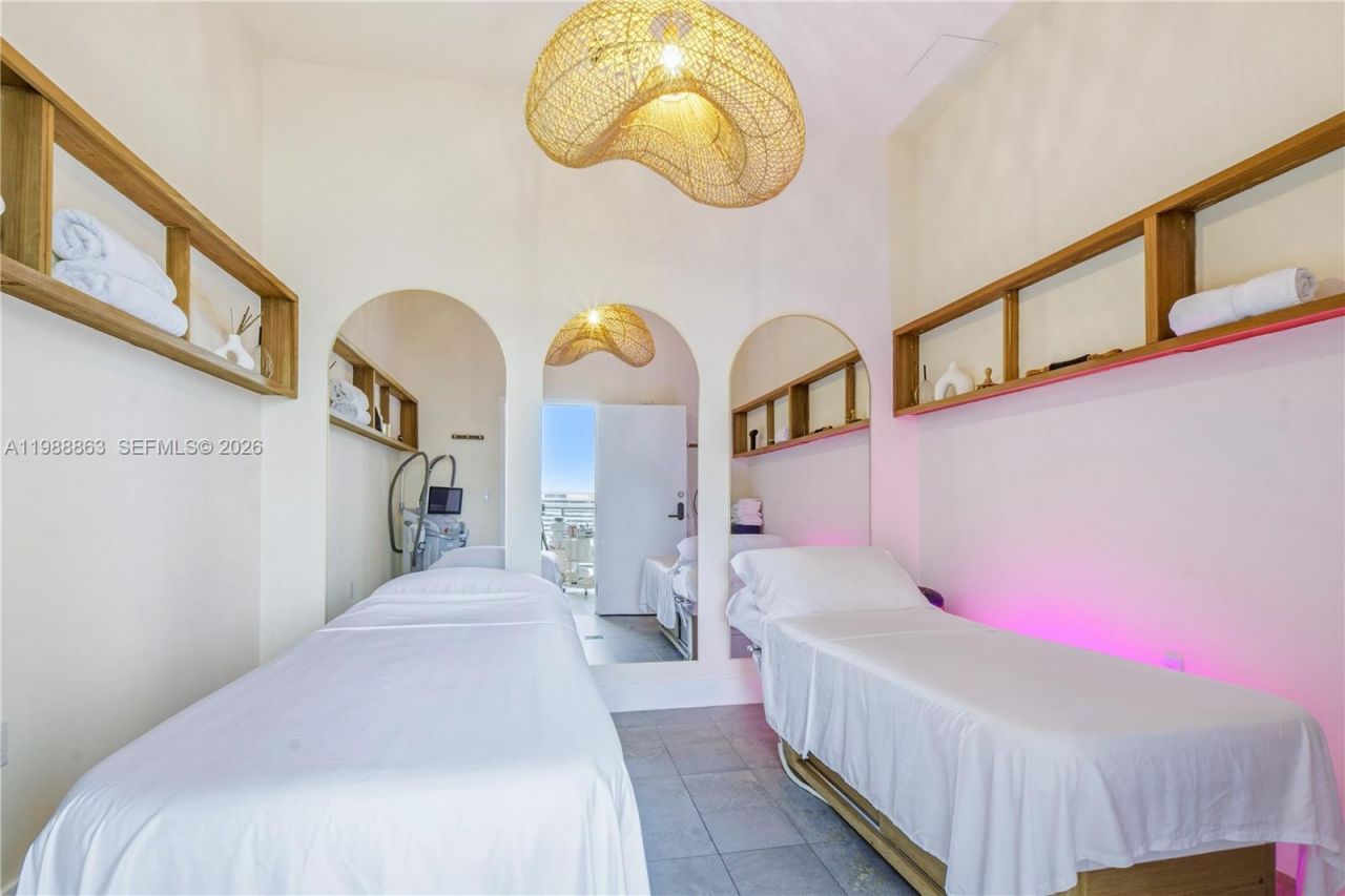 239 SW 9th St , Unit 802, Miami, FL 33130 Photo