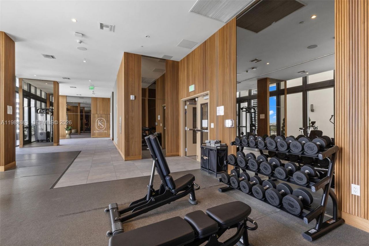 239 SW 9th St , Unit 802, Miami, FL 33130 Photo