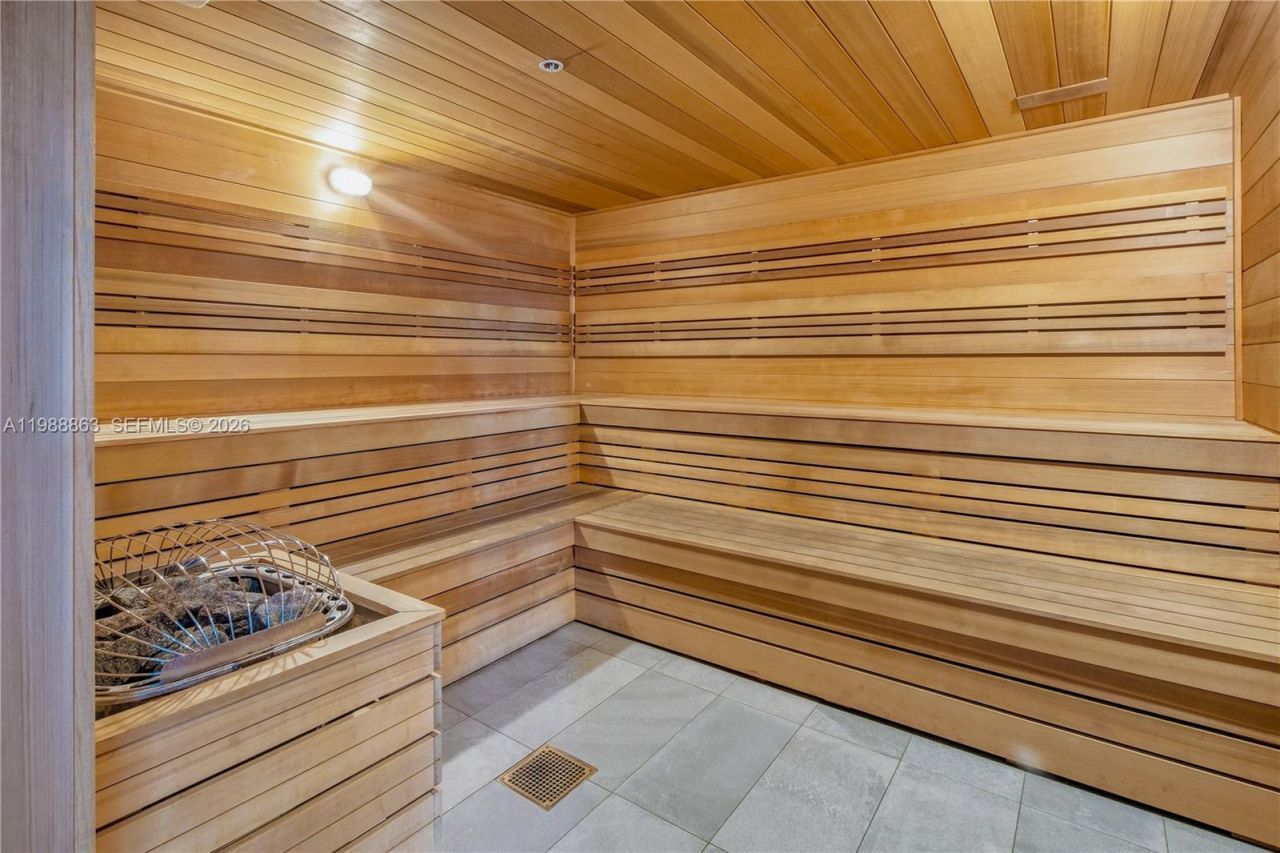 239 SW 9th St , Unit 802, Miami, FL 33130 Photo