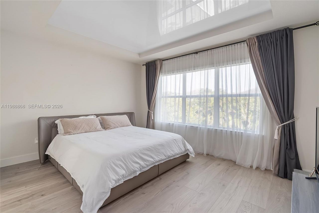 1475 Silk Oak Dr , Hollywood, FL 33021 Photo