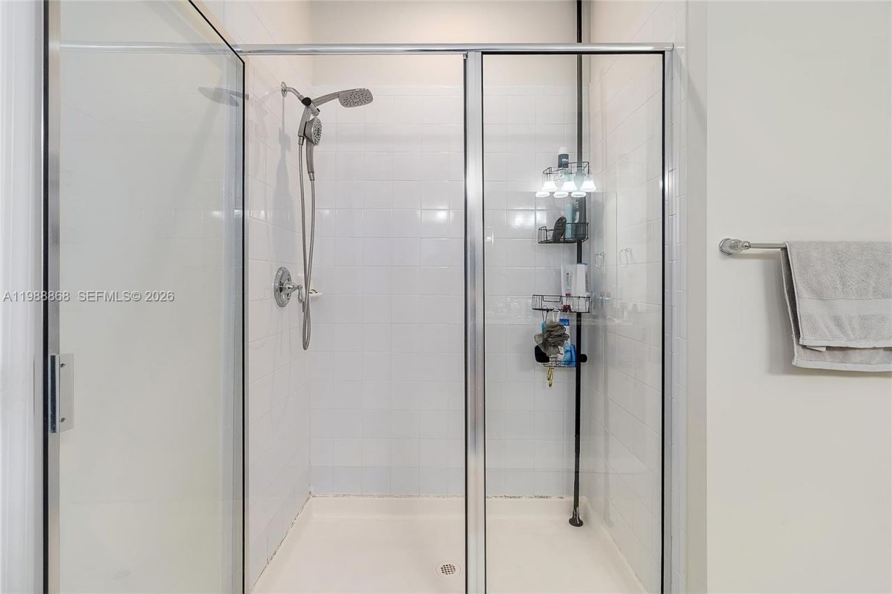 1475 Silk Oak Dr , Hollywood, FL 33021 Photo