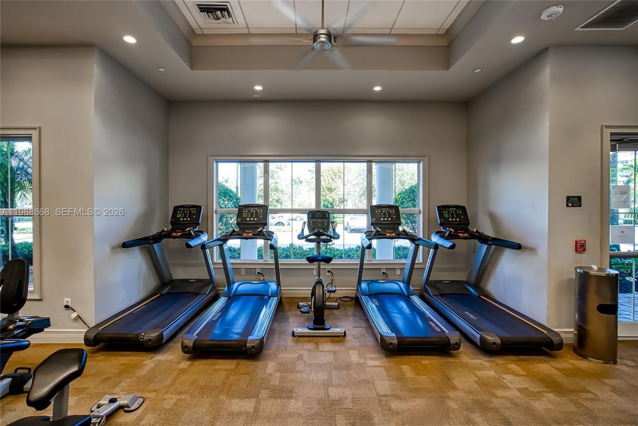 1475 Silk Oak Dr , Hollywood, FL 33021 Photo