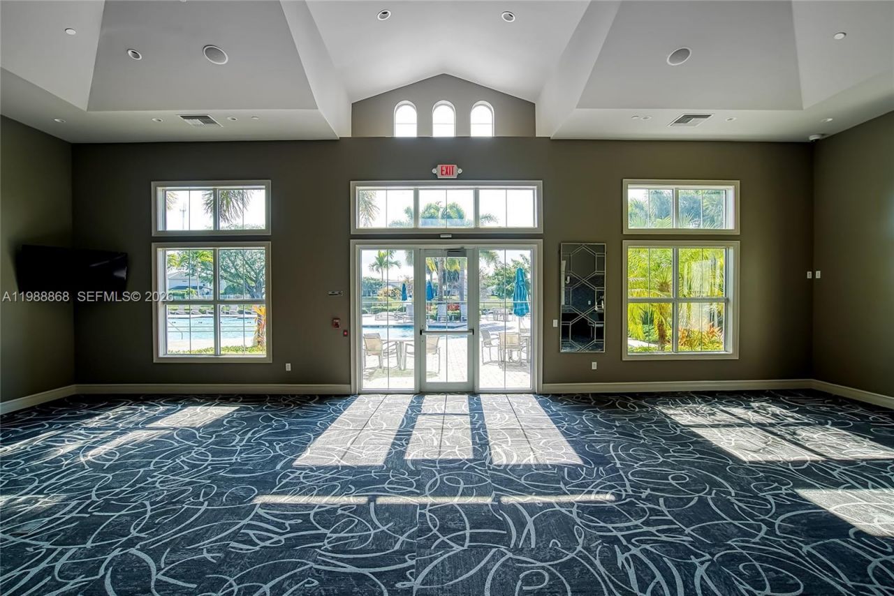 1475 Silk Oak Dr , Hollywood, FL 33021 Photo