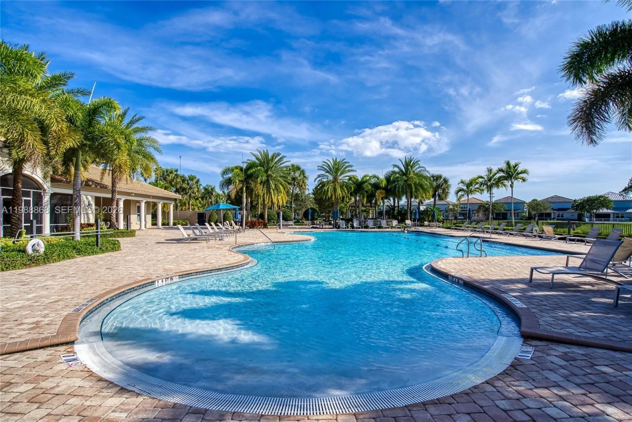 1475 Silk Oak Dr , Hollywood, FL 33021 Photo