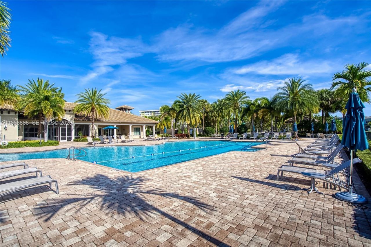 1475 Silk Oak Dr , Hollywood, FL 33021 Photo