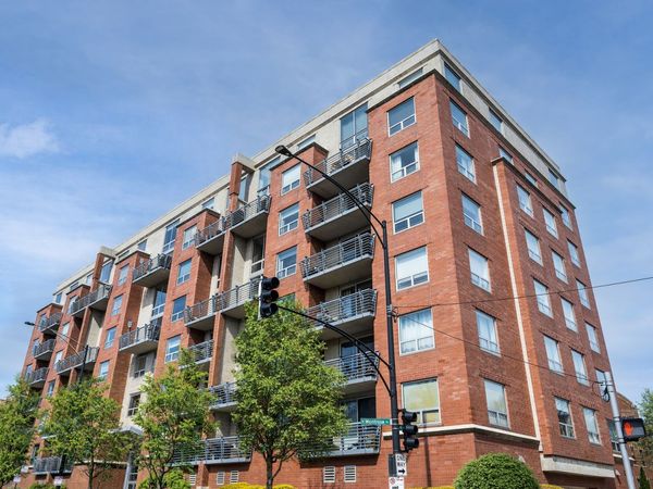 1100 W Montrose Avenue, Unit 503, Chicago, IL 60613