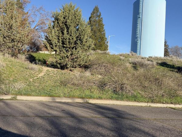 0 Academy Avenue, Unit Lot 3 & 4, Klamath Falls, OR 97601