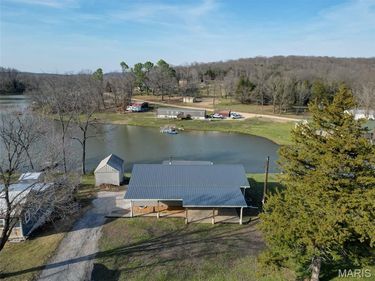 1387 Hartshorn Drive , Hermann, MO 65041