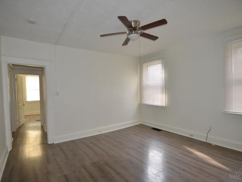 811 S Fred Shuttlesworth Circle, Cincinnati, OH 45229 Photo 11