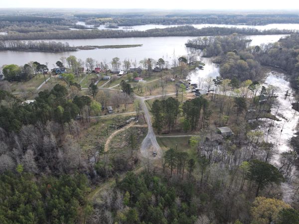 Cypress Gardens Cove, Aberdeen, MS 39730