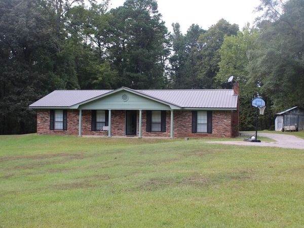 833 Rd 821, Saltillo, MS 38866