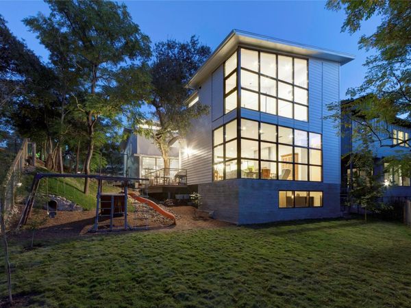 1700 S 6th ST, Austin, TX 78704