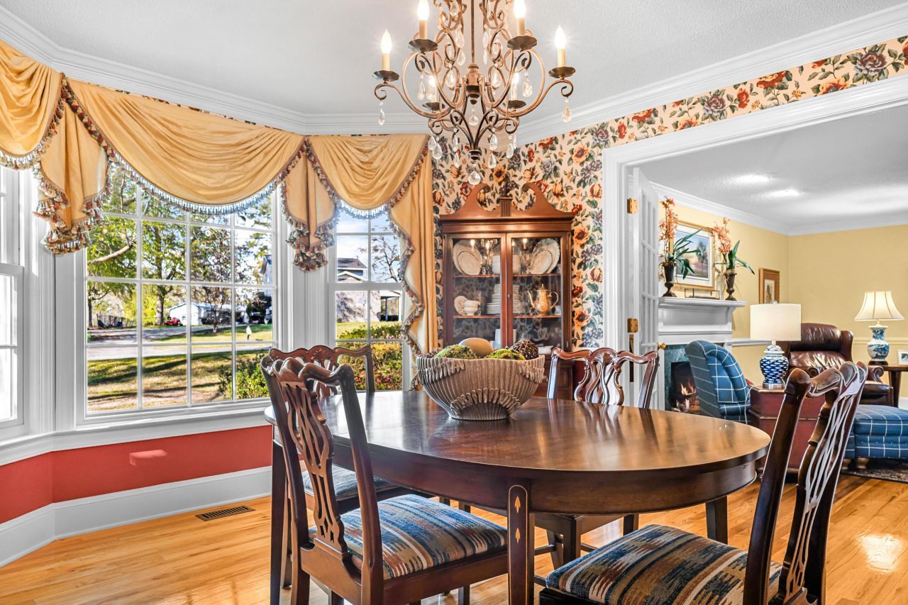 3197 NE Dibble Street Photo 11