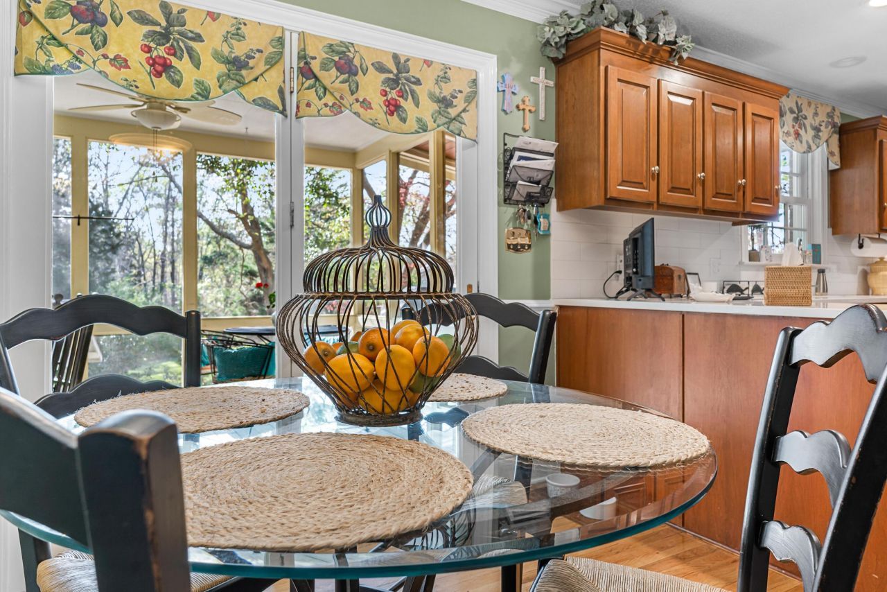 3197 NE Dibble Street Photo 16