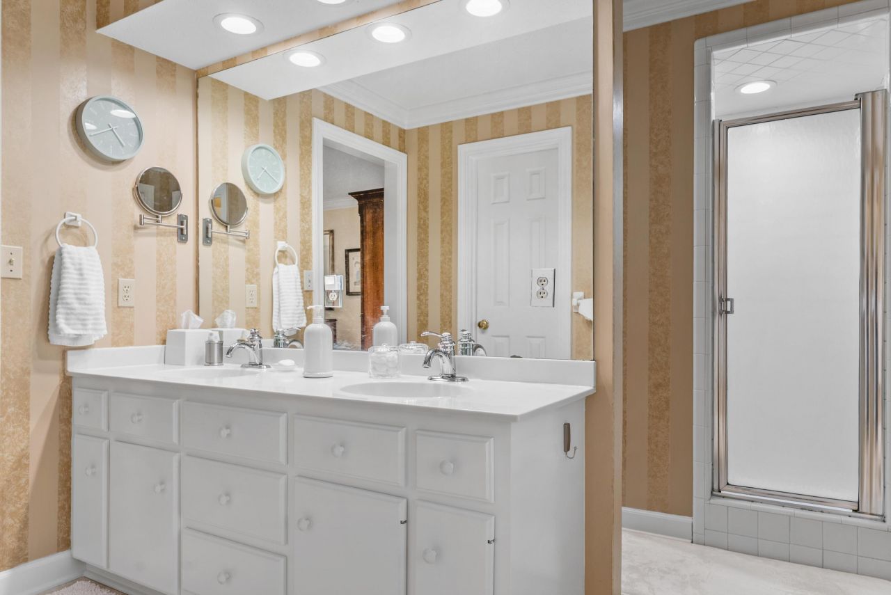 3197 NE Dibble Street Photo 24