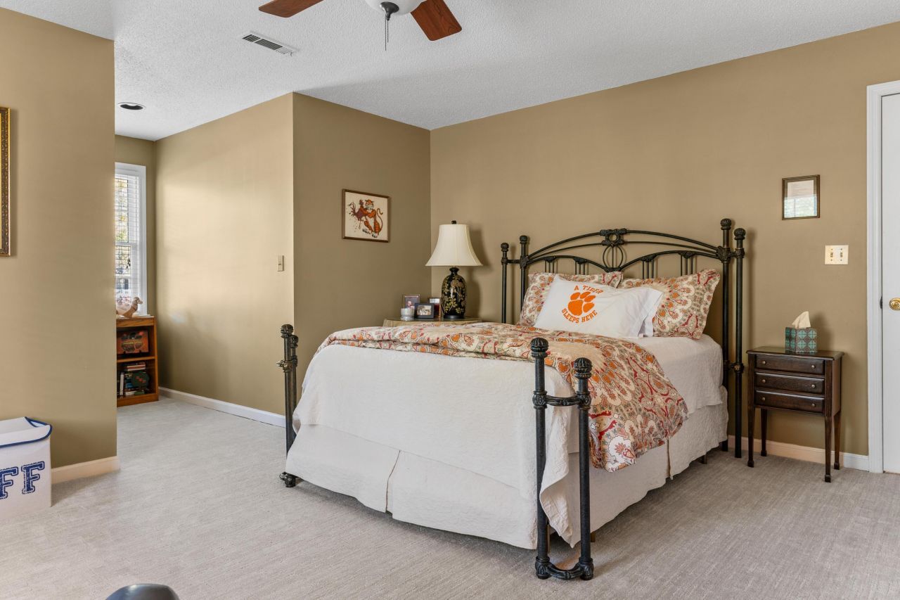 3197 NE Dibble Street Photo 27