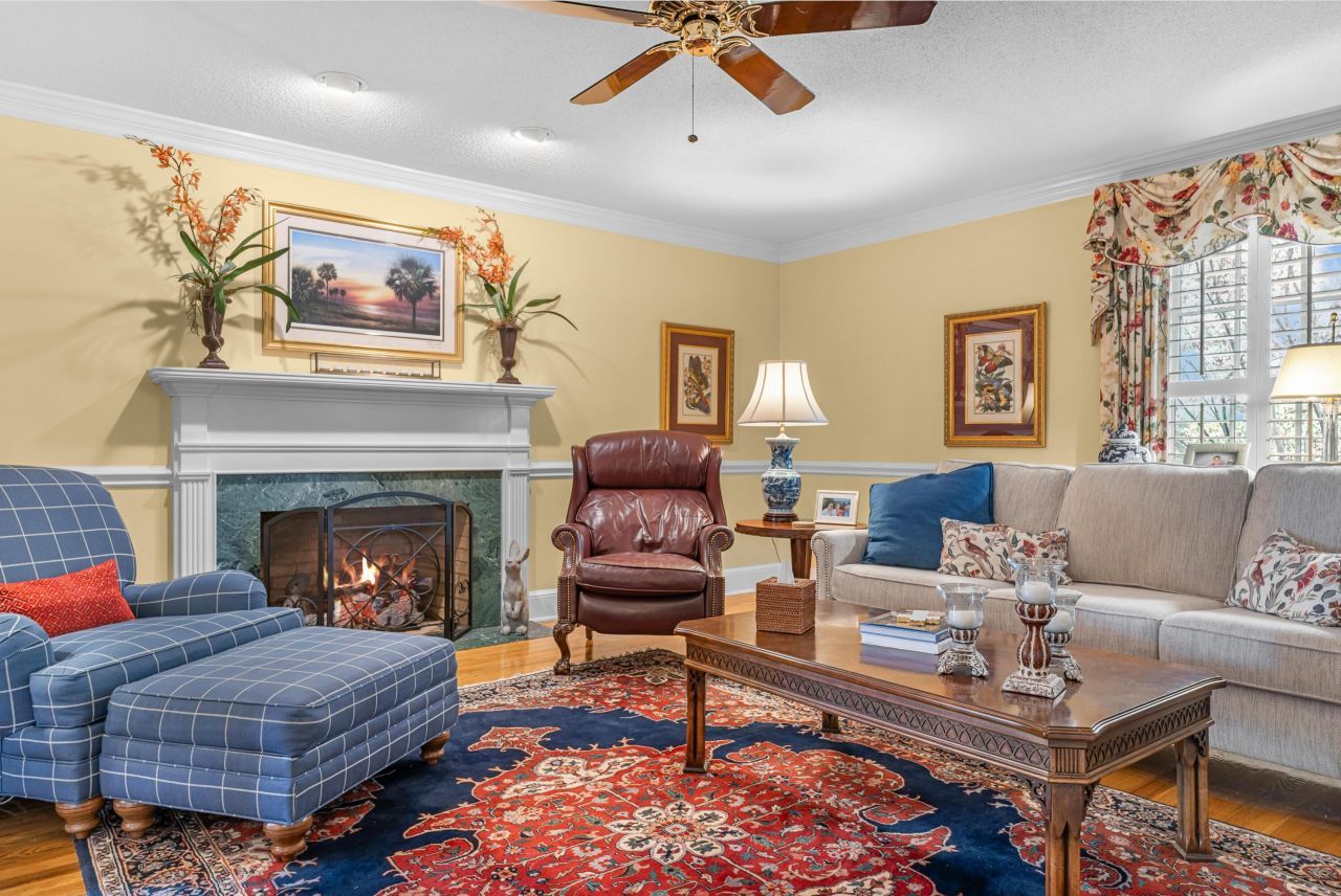 3197 NE Dibble Street Photo 8