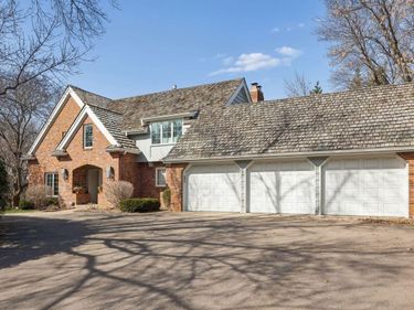 6704 Dovre Drive, Edina, MN 55436