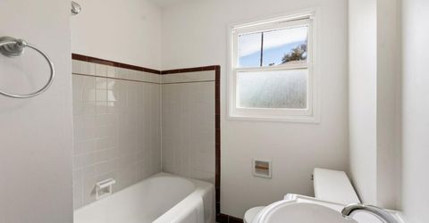 5405 Q St, Sacramento, CA 95819 Photo