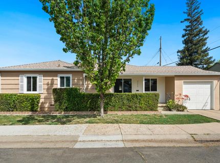 5405 Q St, Sacramento, CA 95819 Photo