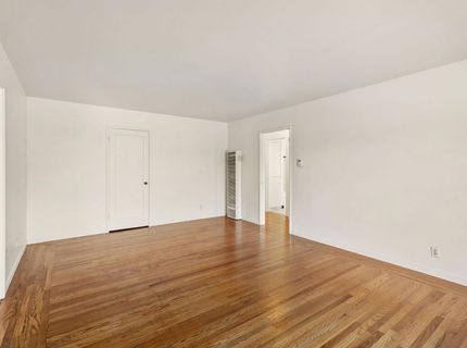 5405 Q St, Sacramento, CA 95819 Photo