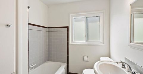 5405 Q St, Sacramento, CA 95819 Photo