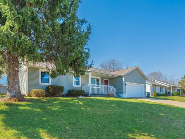 1007 W Countryside Lane, Bloomington, IN 47403