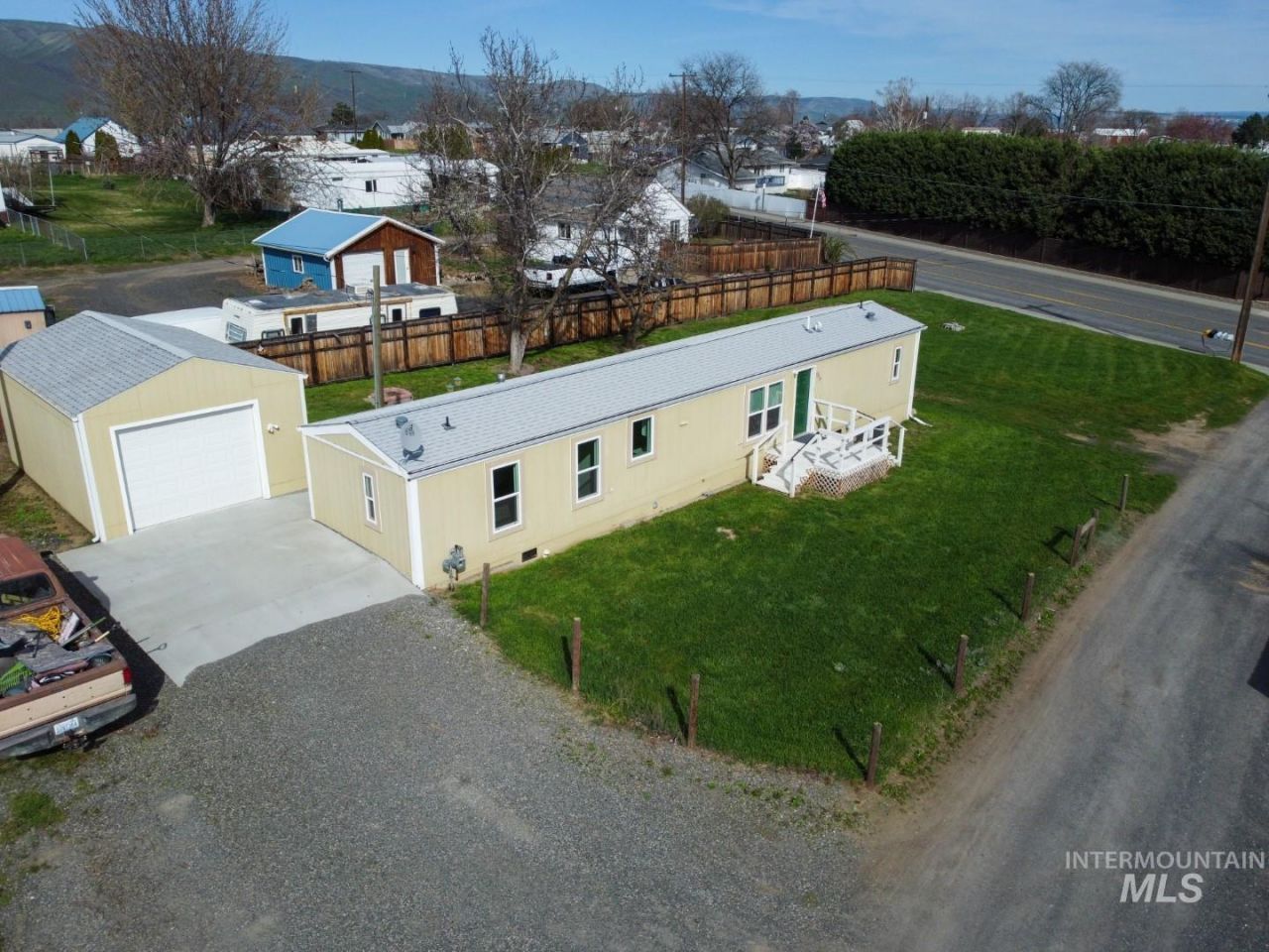 2240 Appleside Blvd, Clarkston, WA 99403 Main Photo