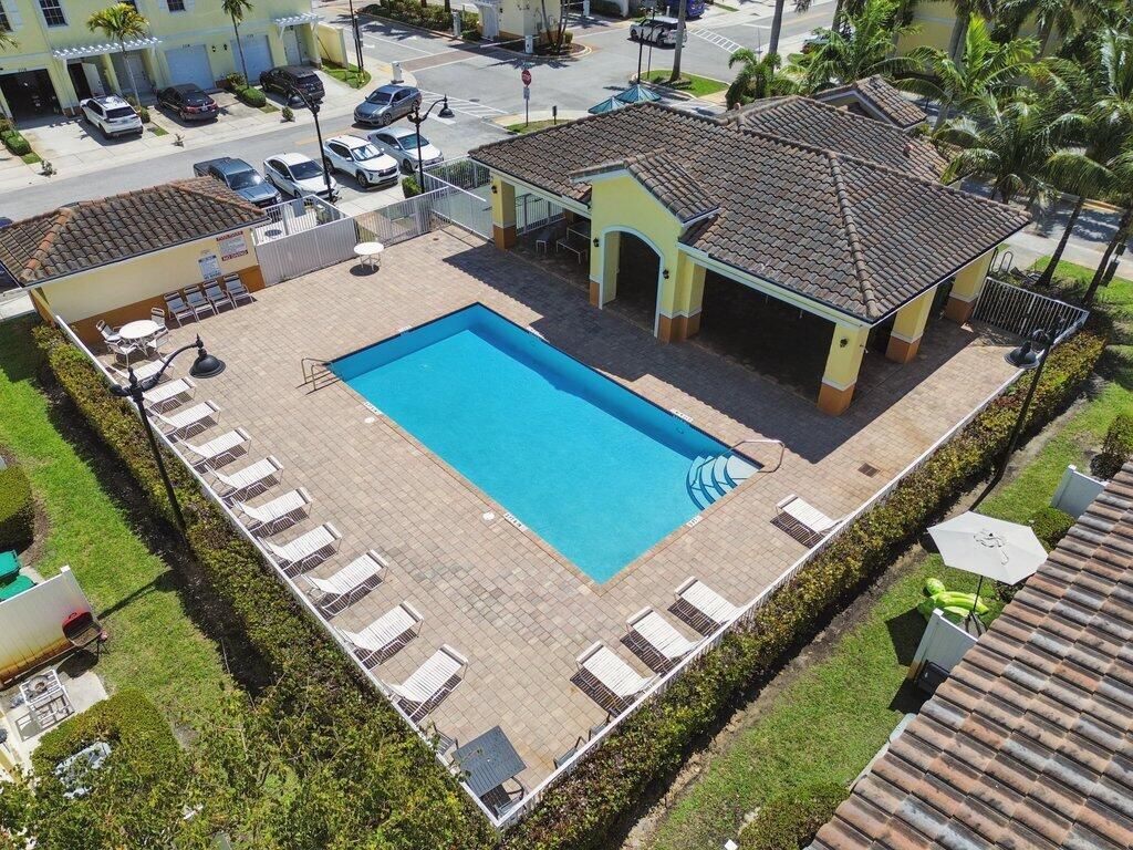 4008 NW 11th Drive, Lauderhill, FL 33313 Photo