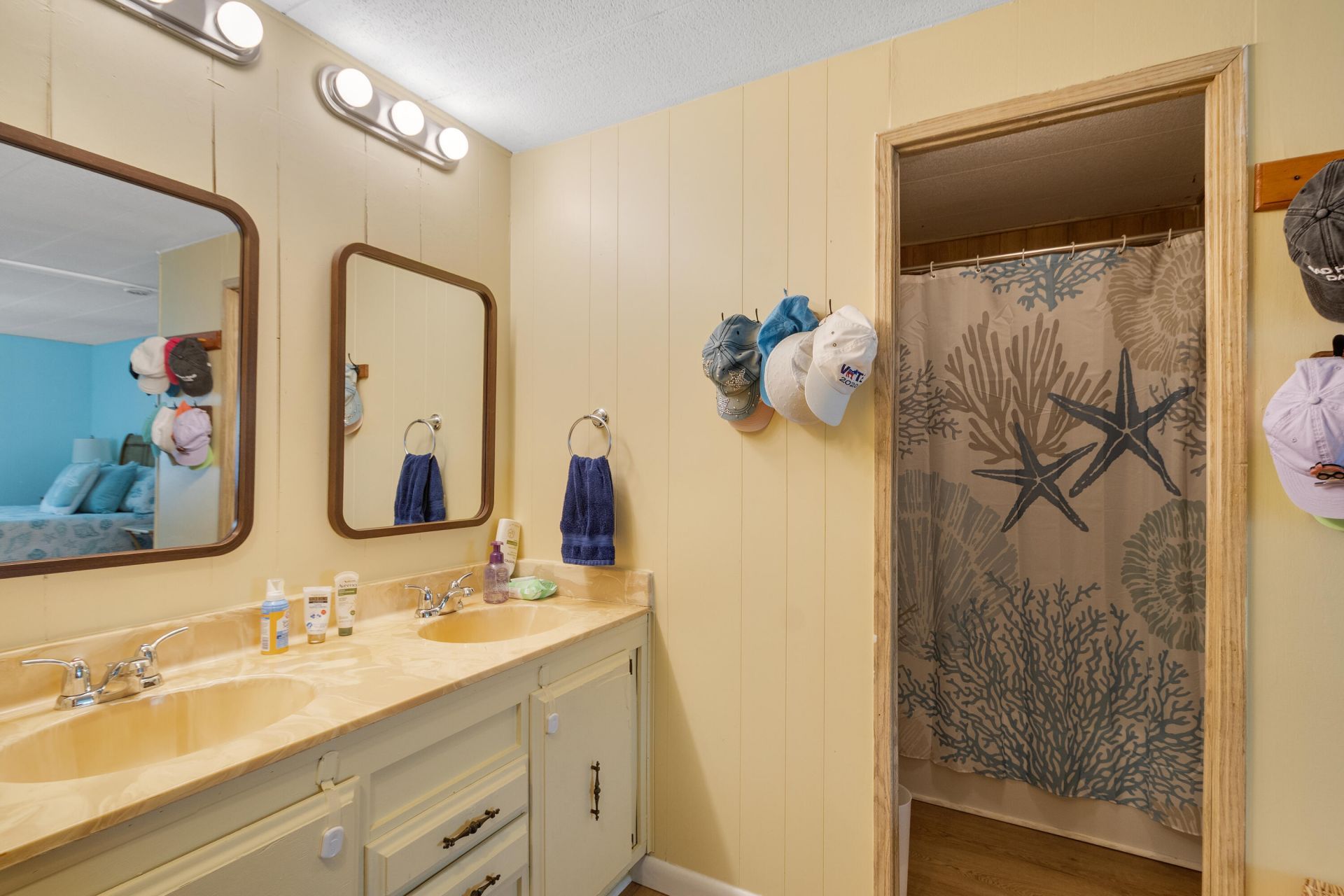 2520 SE Penny Lane, Stuart, FL 34994 Photo