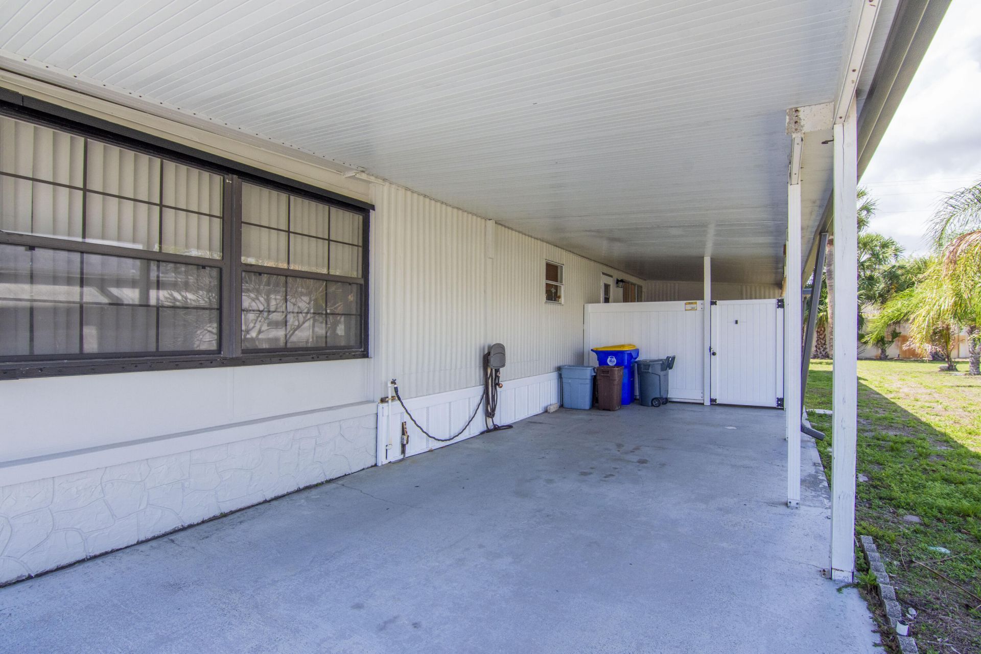 2520 SE Penny Lane, Stuart, FL 34994 Photo