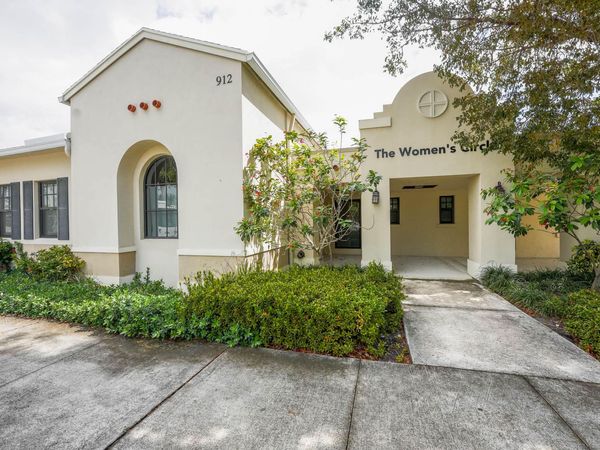 912 SE 4th Street, Boynton Beach, FL 33474